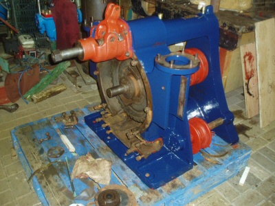 'Reliant' steering gear and engine