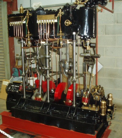 Samuel White marine engine, after restoration